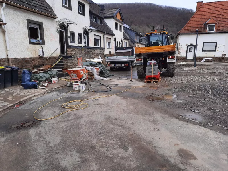 Putzarbeiten Ahrtal 1