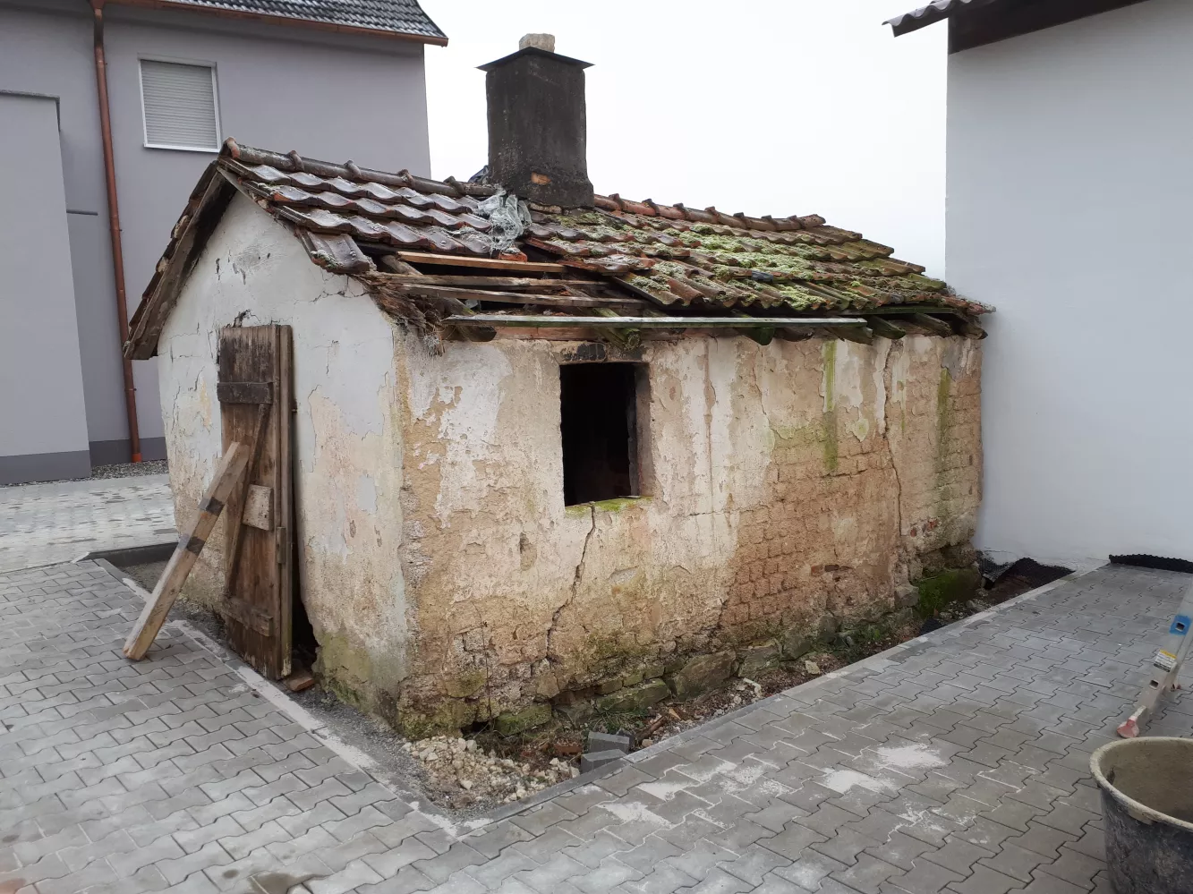 Sanierung Backofen in End - vorher